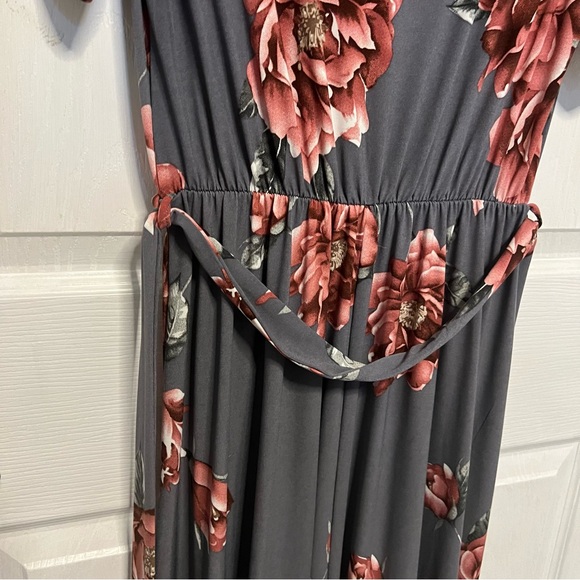5/$100 Eclipse Grey Floral tie dress - Picture 5 of 5